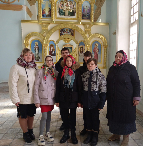 Экскурсия в храм Преображения Господня в с. Мазунино.